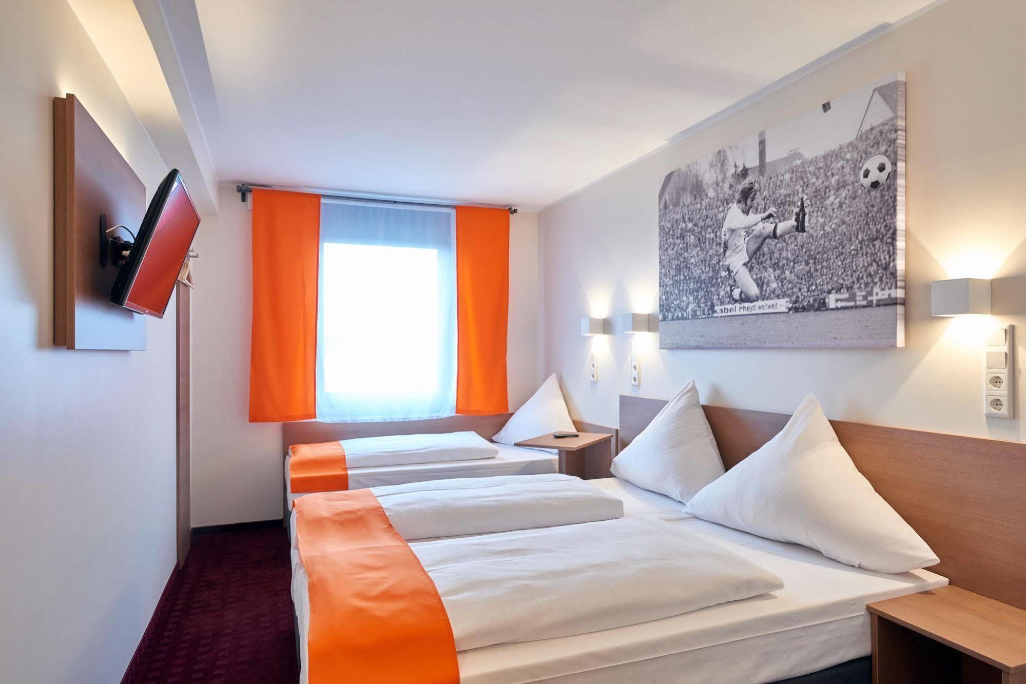 Mcdreams Hotel Moenchengladbach Eksteriør bilde